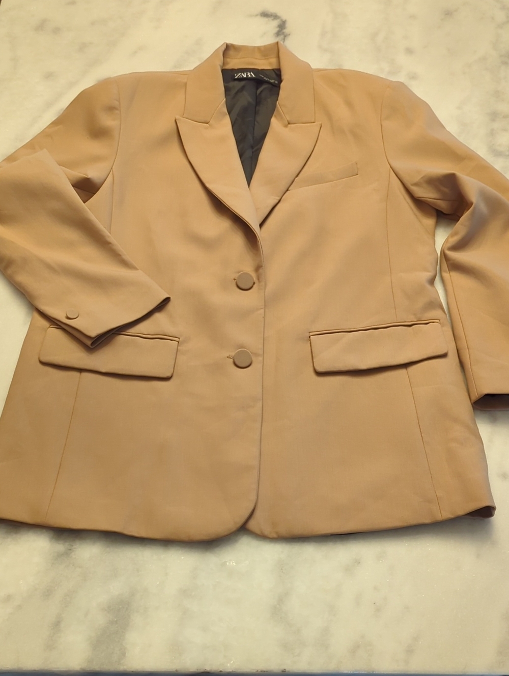 Zara camel-brown structured blazer with a two-button front closure Women's Med